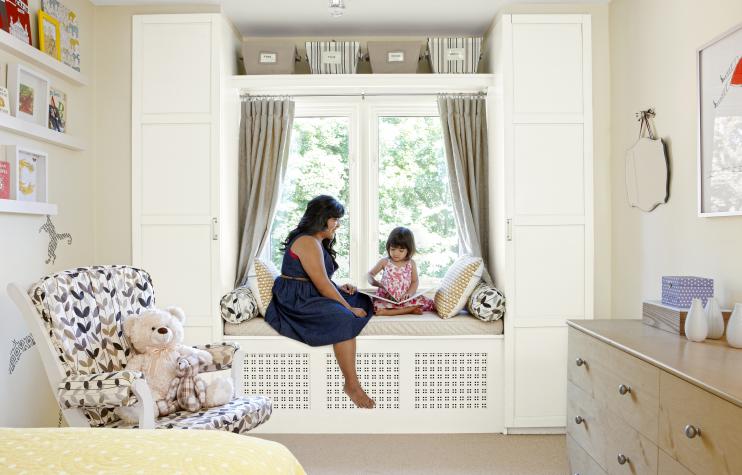 29 Use Ikea wardrobe units to create built ins around a window seat via simphome