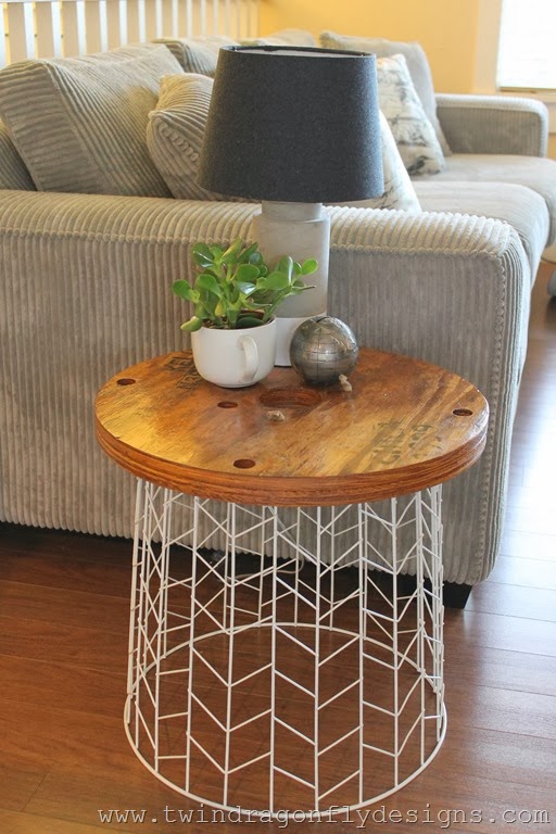 simphome wire basket table