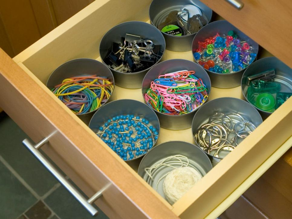 19 tin can rubber band storage