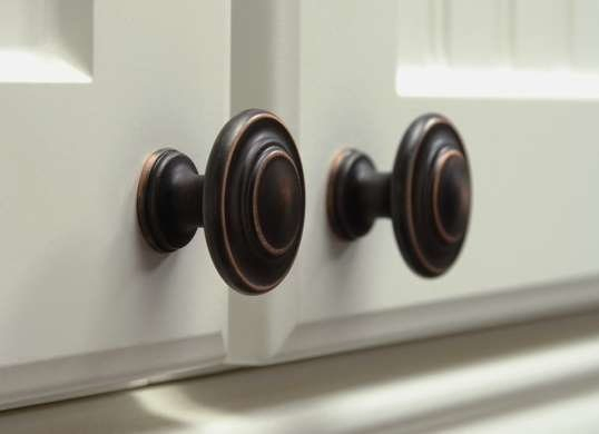 2 Door knobs Simphome com
