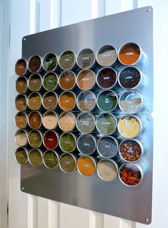 249 Magnetic Spice Rack ala instructables