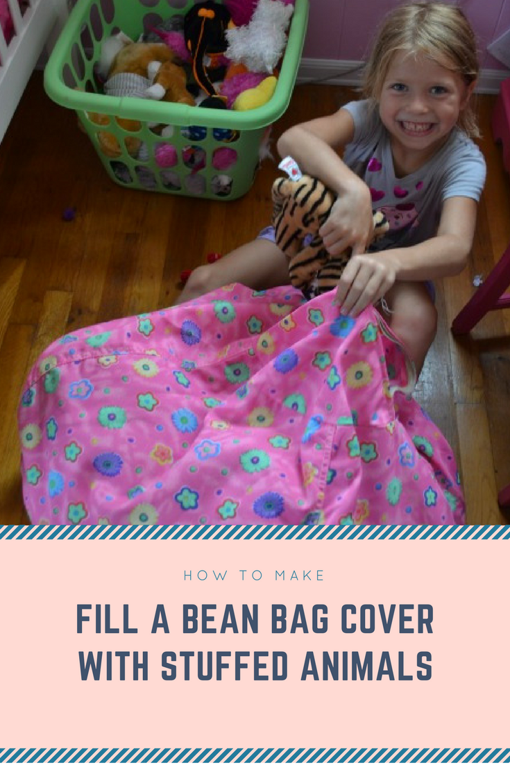20 Fill a bean bag cover with stuffed animals via simphome