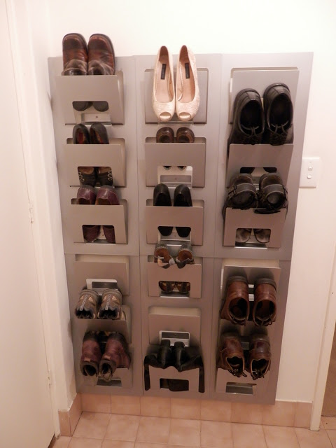 36 Another ingenious way to store shoes via simphome