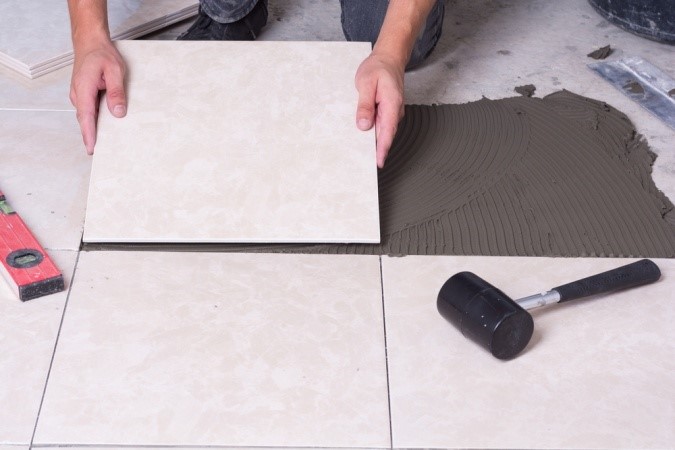 6 Replace the Bathroom Tiles or Simply Clean the Grout via simphome