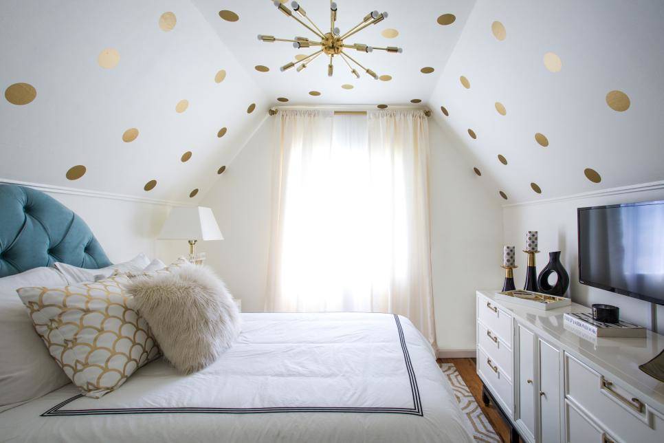 6 Try Ceiling Decals via Simphome