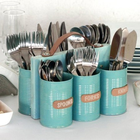 10. A Utensil Holder Made of Old Cans via Simphome