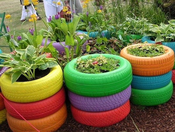 5. Color Up Your Garden via Simphome