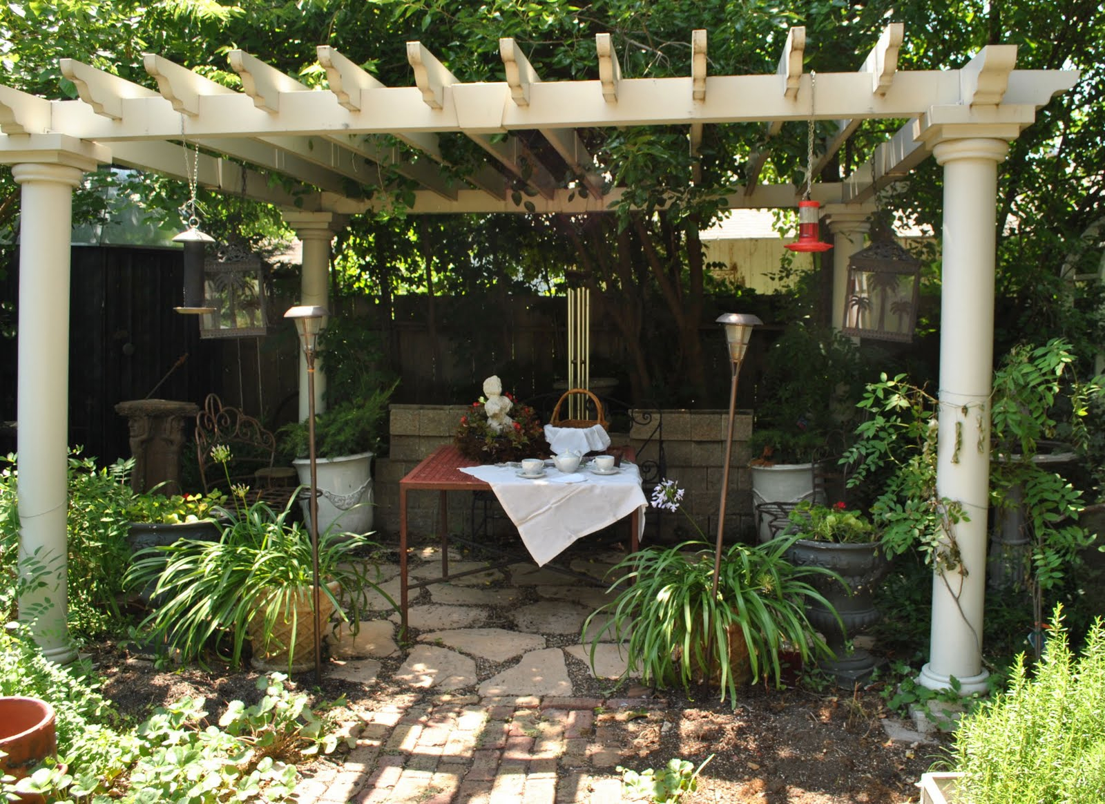 Simphome.com 20 pergola design ideas turn your garden into a peaceful refuge