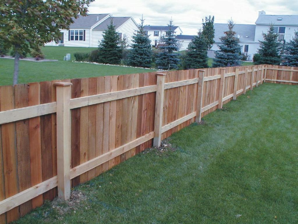 11.SIMPHOME.COM wood fence design backyard wood fence designs ideas and plans