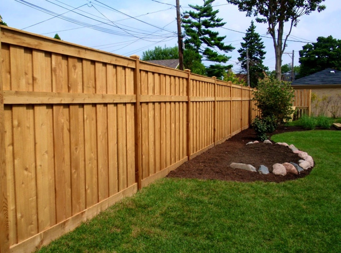 12.SIMPHOME.COM solid wood design privacy fencing ducksdailyblog fence privacy
