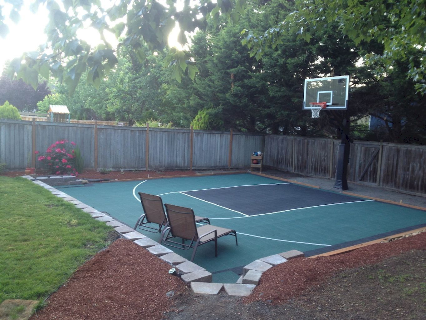 15.SIMPHOME.COM nice sport court backyard design ideas garden