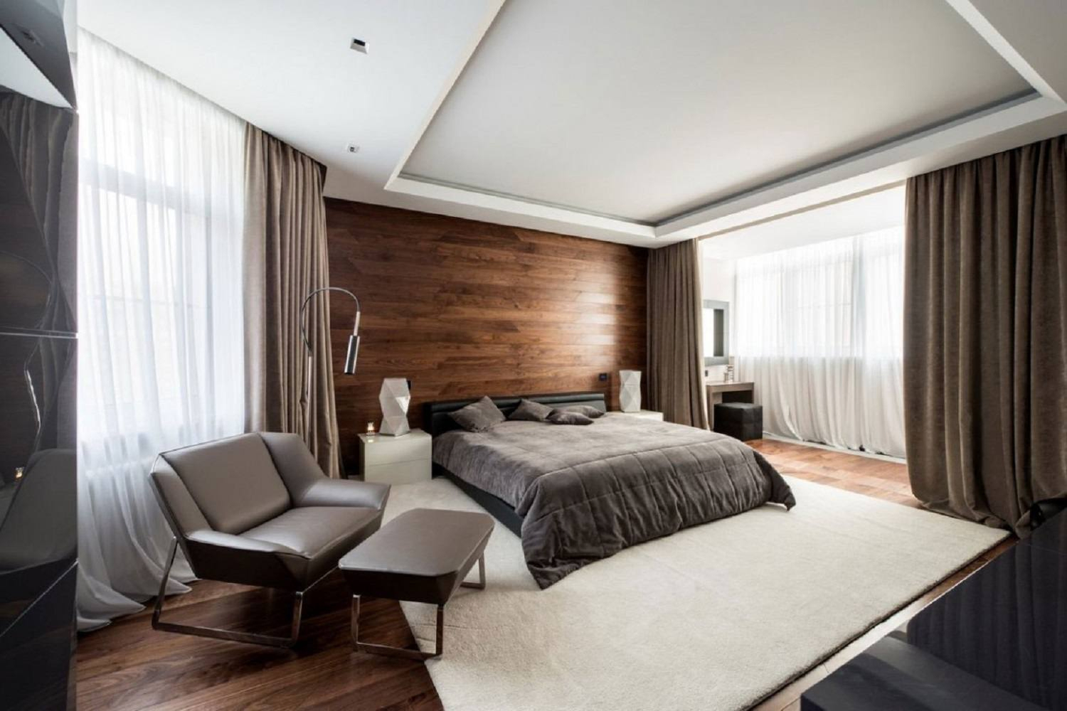21.SIMPHOME.COM tips and photos for decorating a modern master bedroom