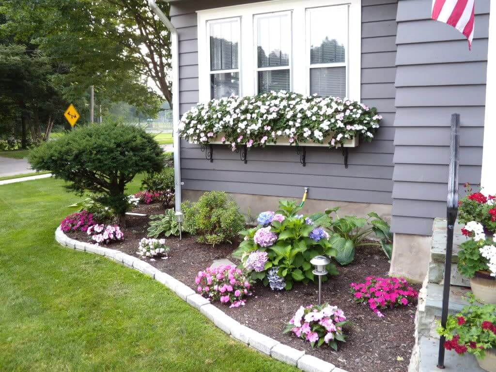 Simphome.com best front yard landscaping ideas and garden designs for 2020 throughout gardening ideas for front yard