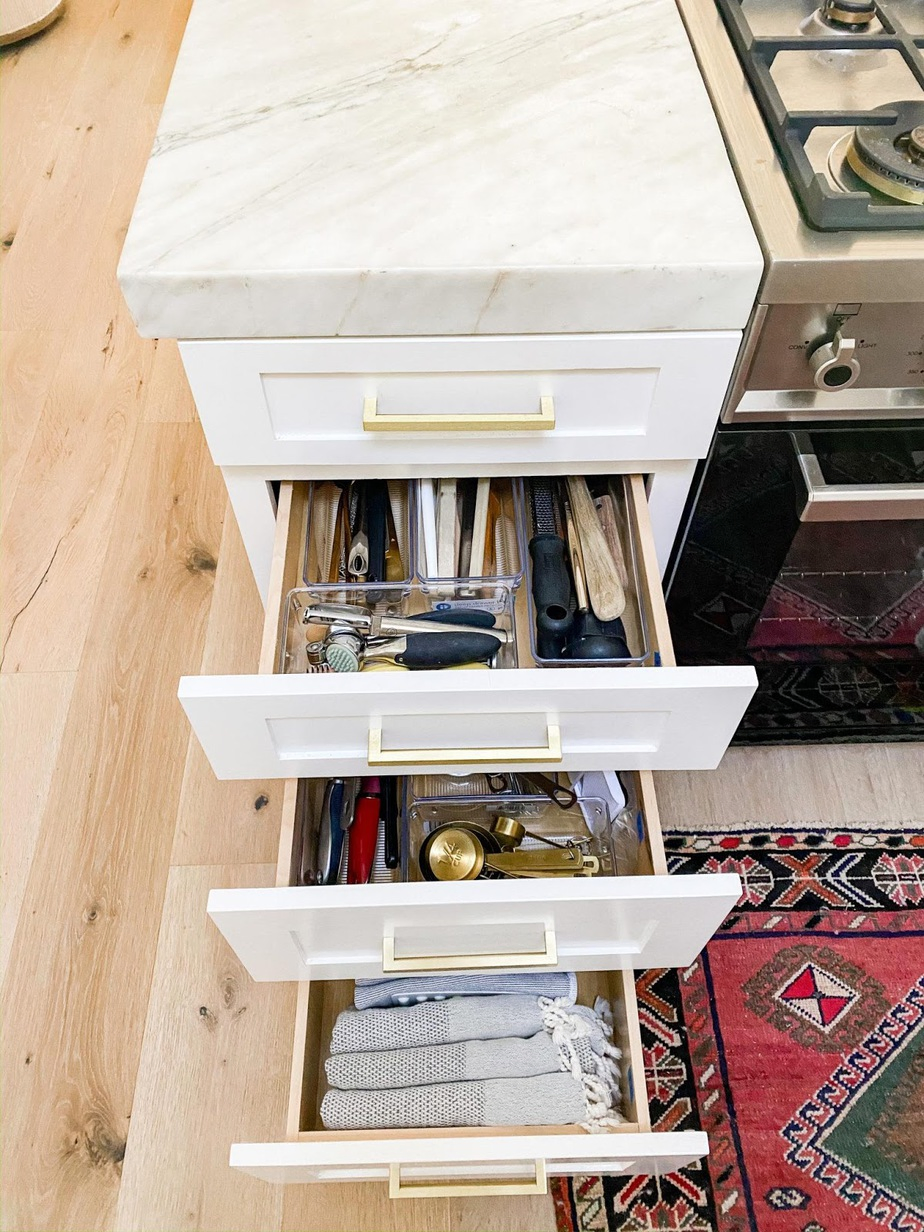 2. Get Drawer Organizers by simpome.com