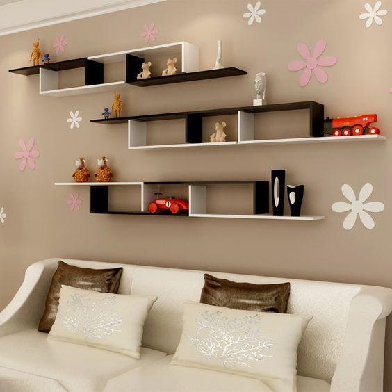 8. Create a New Style of Gallery Wall by simphome.com