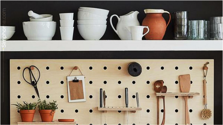 Minimalist Storages for A Small Kitchen via Simphome
